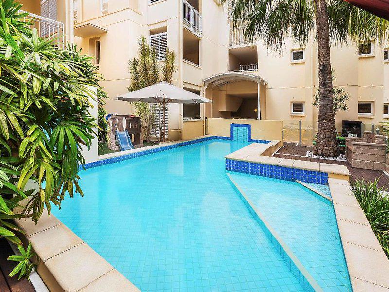 99CF704344026FF947B6AFBE74179BE2