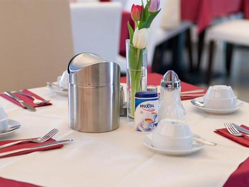 39EF8C3F7A7F2D31B760C052E8E10BE1