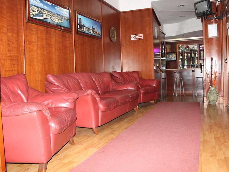 8F6BC5B6E7AD5354EE4C2595005F8FFE