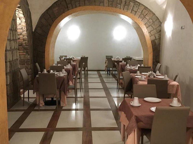 D213C421326285863BAF9566E09D2A8C