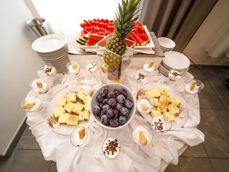 D7005599A75655F1F45A08315BF4B399