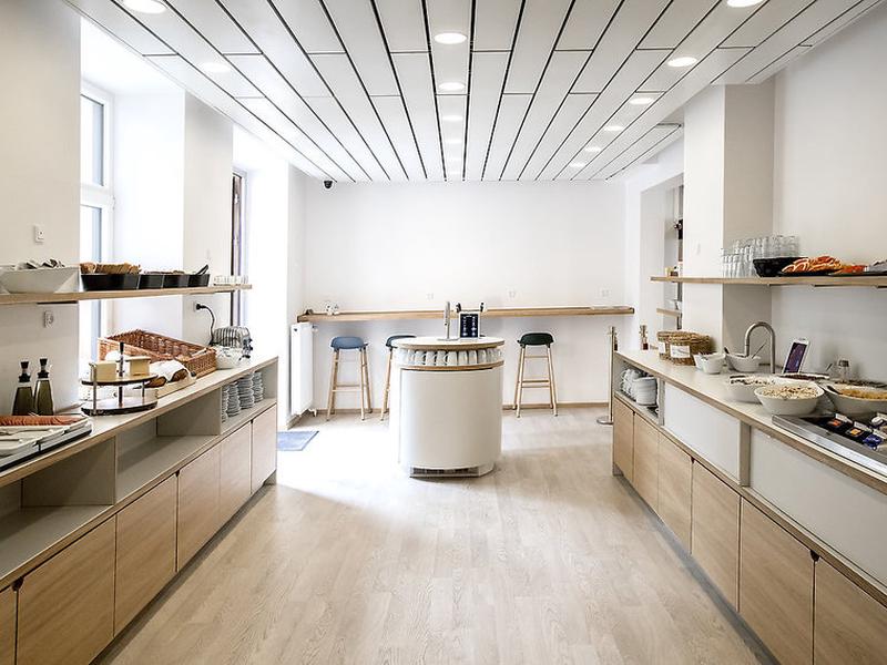 639A3F2FB6989D86A109C9D78C23CB3D