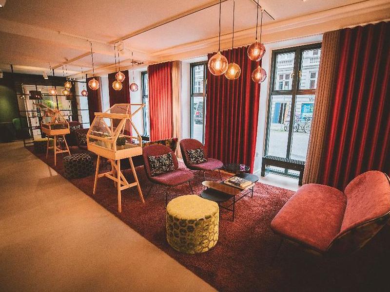 D42B62107E9DAA203E18C1CDCB9483A6