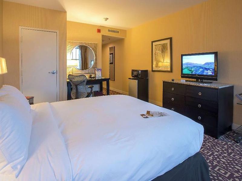 866055E8FBF4922624C5E0223CC1FB21