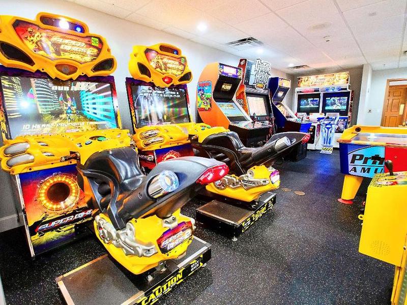 B1D6194B306D59C9257C867C81B7FF64