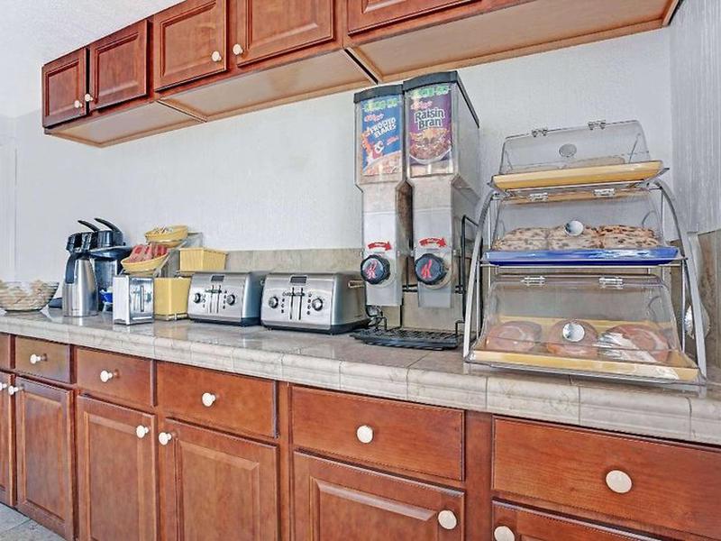 909937A07D4B70B4F935A7ACE3EB76F2