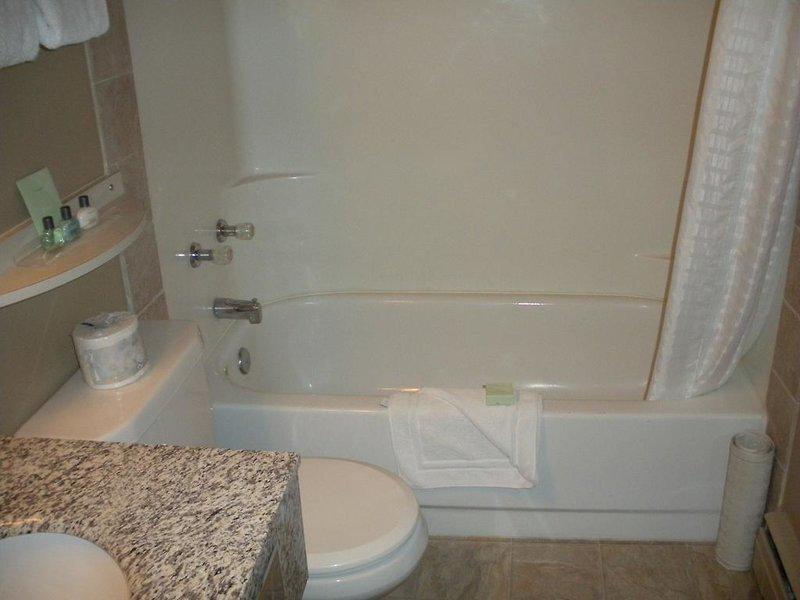 FE376A20E4E158284C4446D5C27ED35F