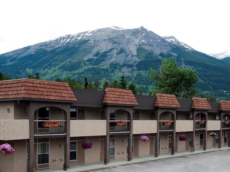 EE657C3180AD6485C15DC4C22B800632