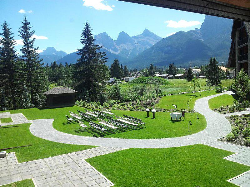 3D4D61F34517DF57B69ACA1DF92FBFE4