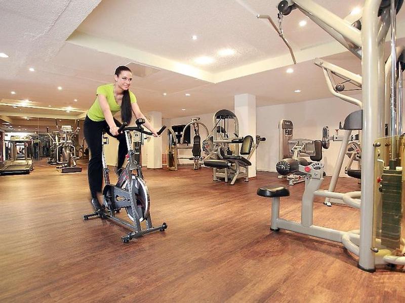 EE561E618E7DB0115AFD84D53BA6B485