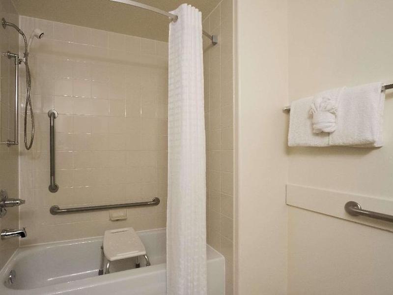 A82D35733D963D35B8A96B2D2945D8BC