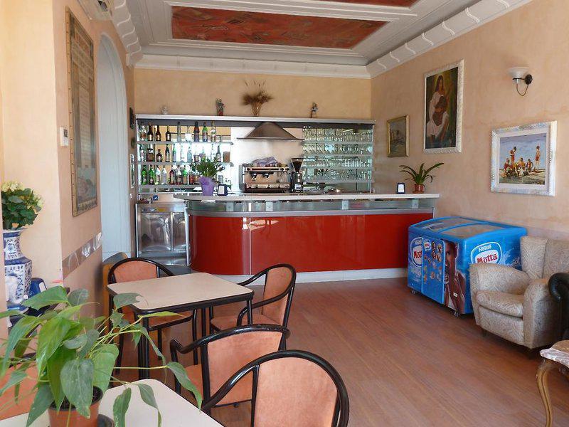 1EDD0BF04B45F50E8FF9BD48AFD1AA98