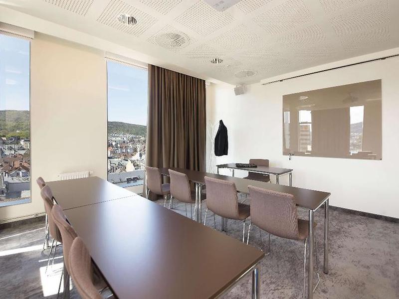 95CC070CBD7303A1C743DE240281C464