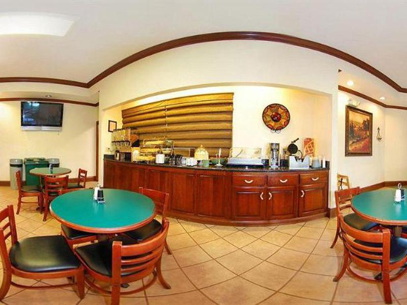 7F43CFFE806D42043E35777CCF66708C