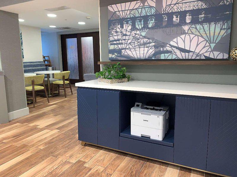 163CCFC1E9B651E8117B4EEC5715738E