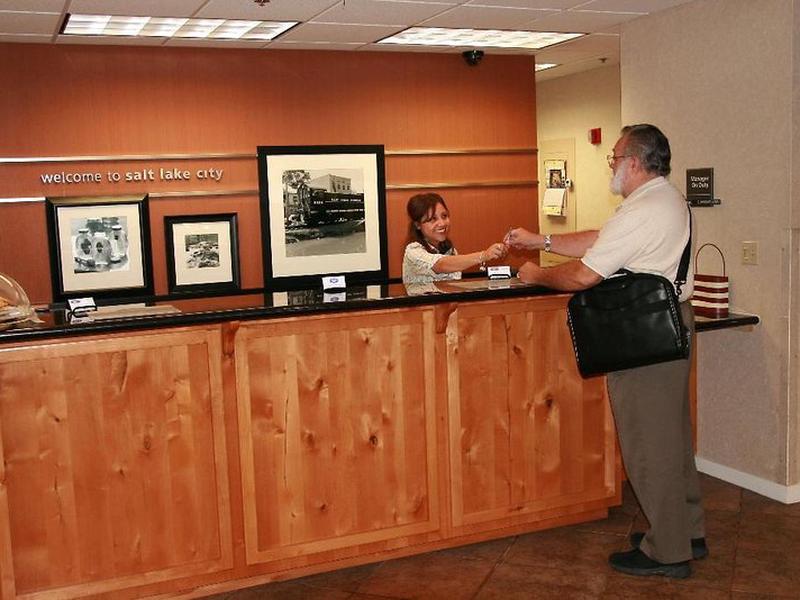 C4F48B322CF3271635379B3DA8C6DA67