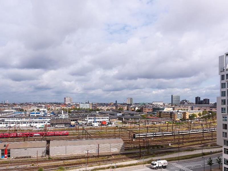 E9211691533BFEC469C373F25D356321