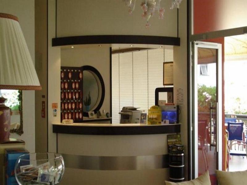 E6658655BAB9C918C6CBEBCA74315611