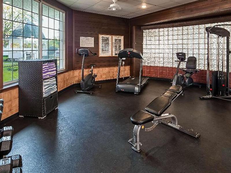 65E605AEF704F1064EDA32615C1085DF