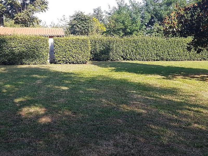 AD66572614284193CD6AF2B78D8CCF2A