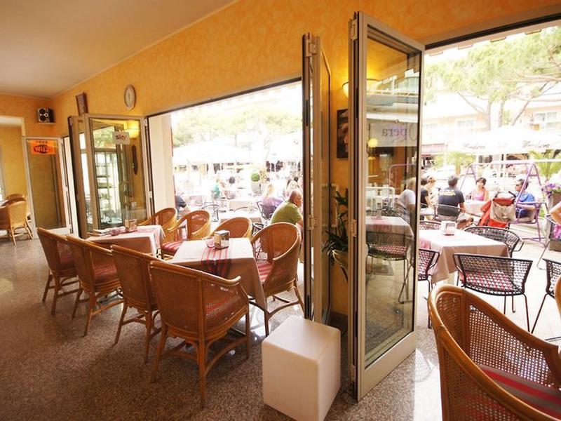 A55A1264EFE2688CE4696E4E17A22C51