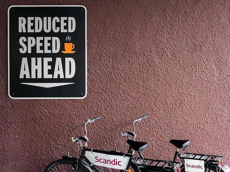 3DAC49C6F251C8A0078DD4E2D3E764BD