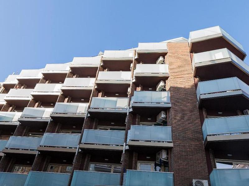 2BF3F4593E10A3E2905F94E64A8F8401