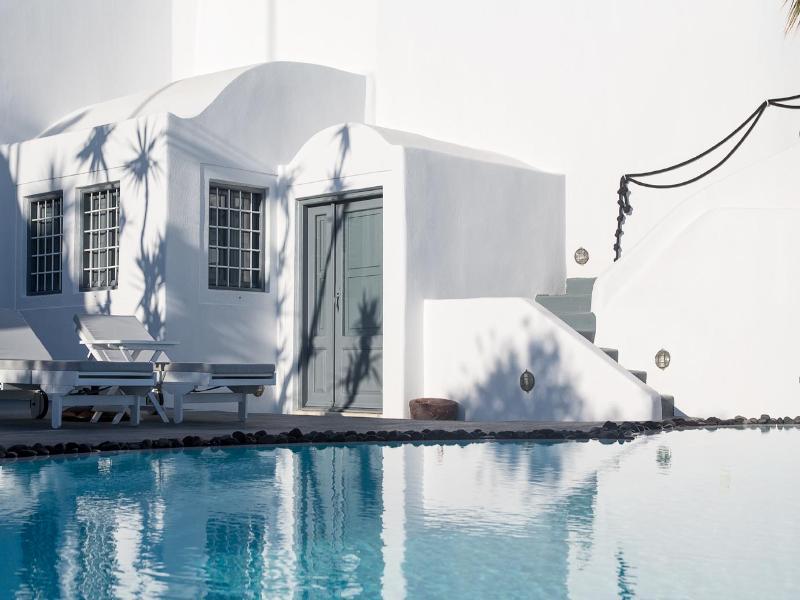 13DEC01BC544487D2DE8B2097810FCD2