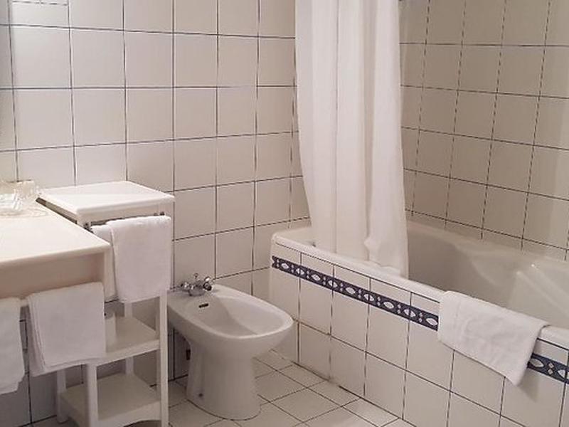 4459C38D87C54D709DC2E048A28A68EE