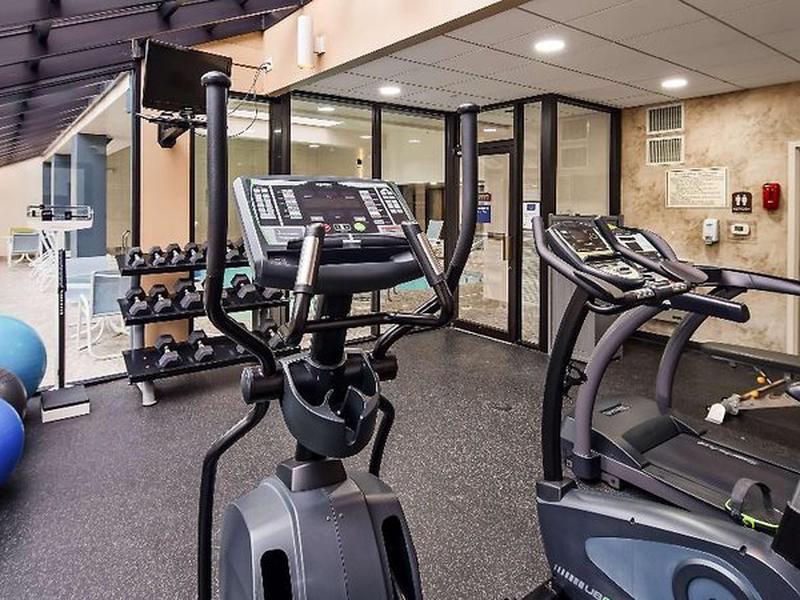 C30ADF9EDA46F476650A0FEB8A39D4CE