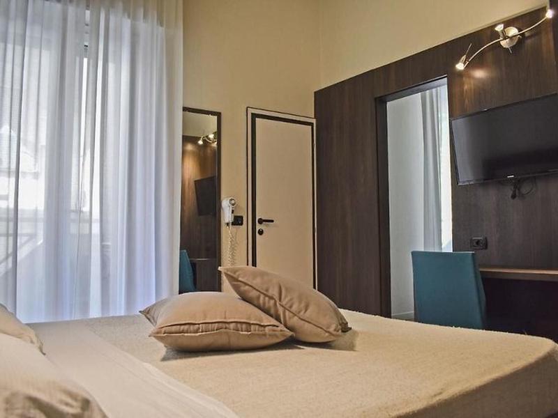 550E8ACFBB8B16E2A14987A6A00E6D07