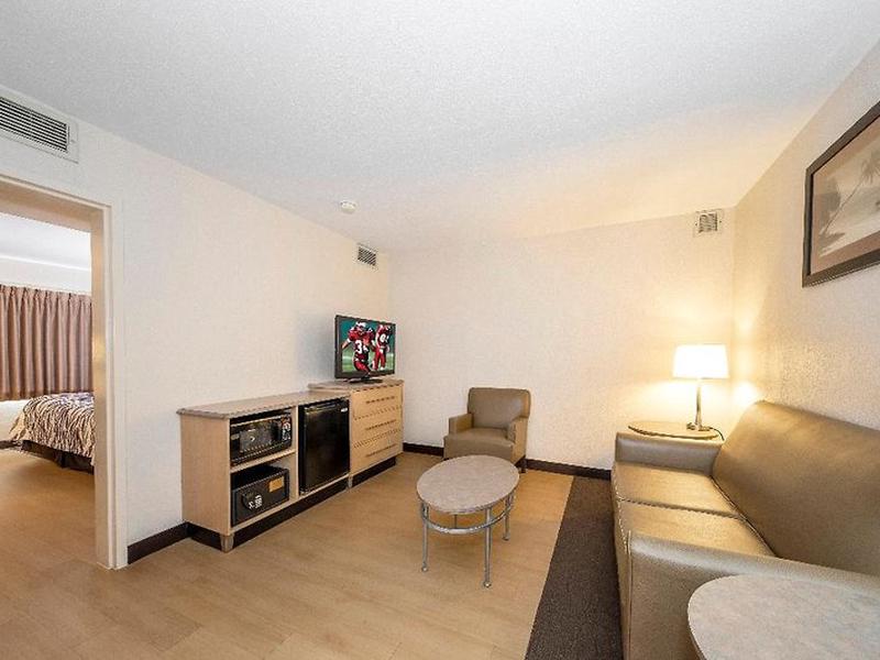 9864B3FCFF3CA23AFA40FB705C1D4E53