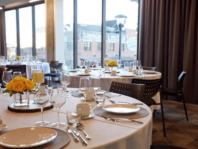 33CC3D4085669CE7A27D9D820A8A554E