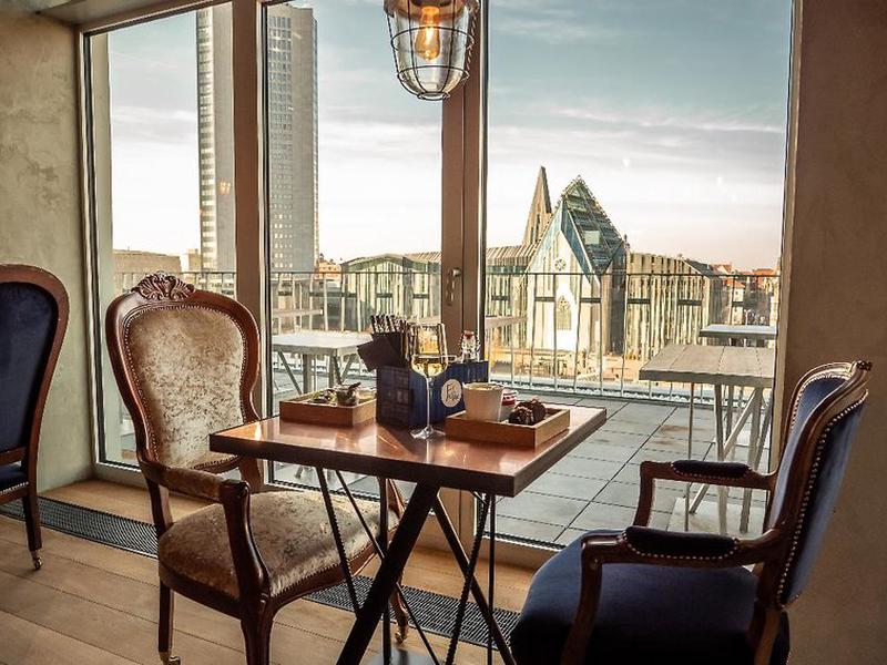 BF903E0B11E78A36A970BED900463F1E