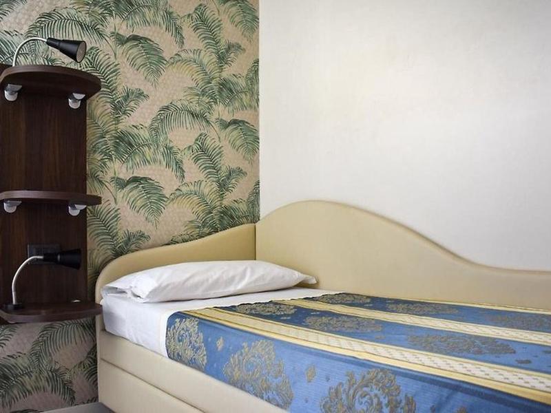 EEE1D002C8228DF0E625FE3D748DE2D7