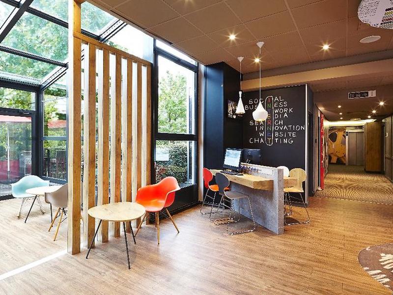 F0AB0FEE2EBE0582A3ECCC6E308B467E