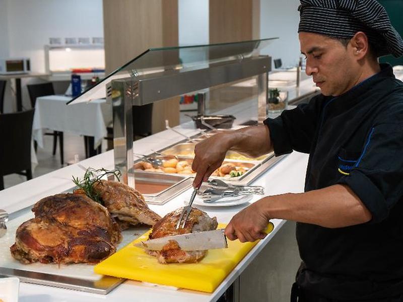 227131722F453F8E6B168CB24380C397