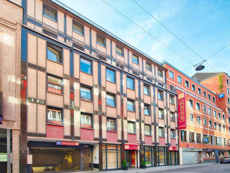 24B0D66386B14BA2E3794670B322B000