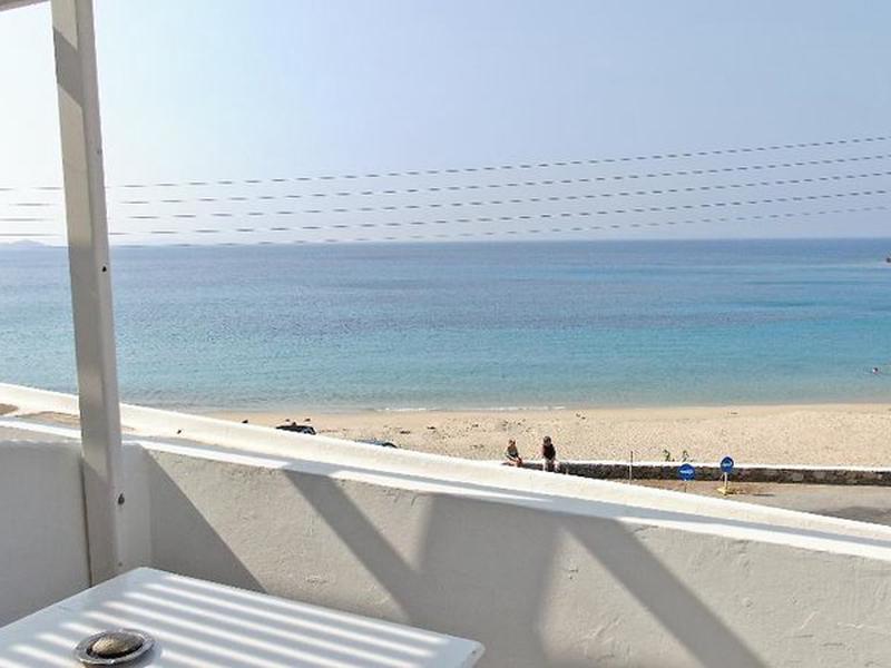 AB050C5DDD36305545BD8EFB65B04A40