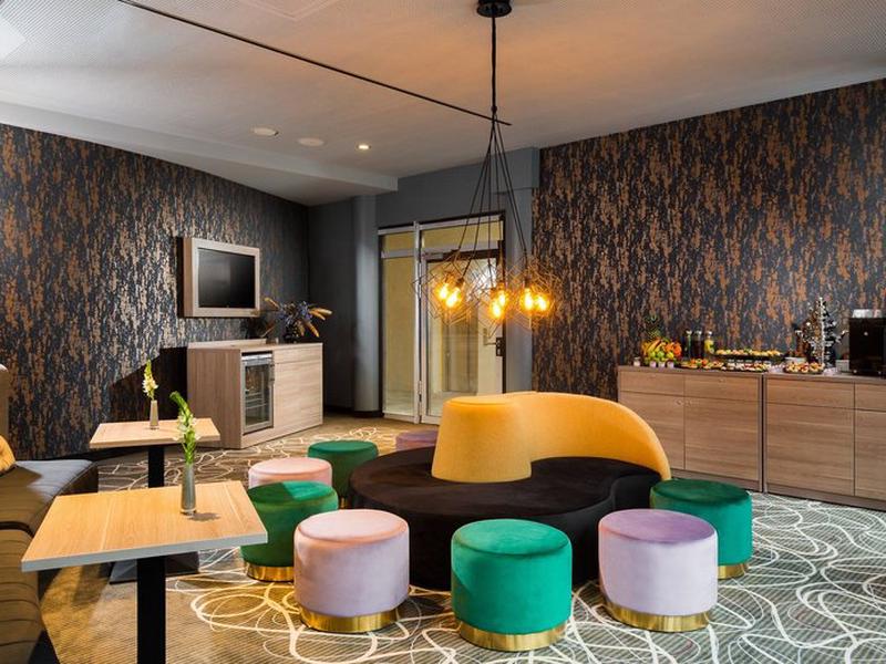 D6CEE2842BC401A3684EFD73C55599D6