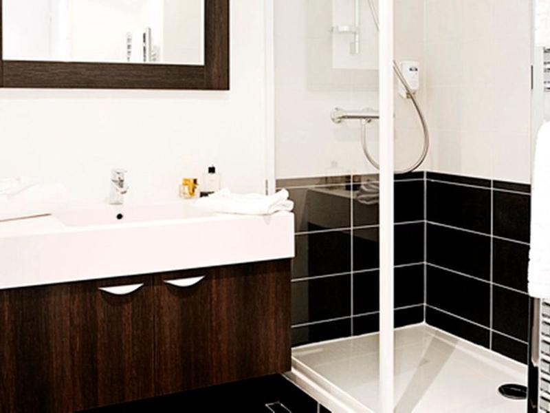 E9A27B04E8B47356856587AA74169678