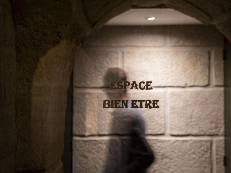 AA3014346B71E10DC15474FD9CB42C23