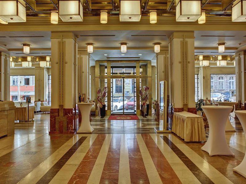 F4AAE7F77330EBFA7DD5F5EEBB348AD8