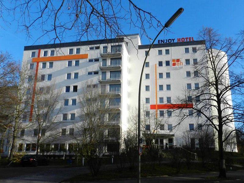 4C9E9E3130C2407DB8C32FE020D9B2CE