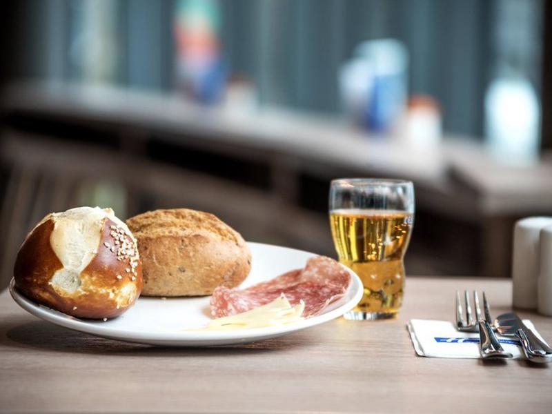 F2BEFAFAB55660D695FEE63FF2BE4E07