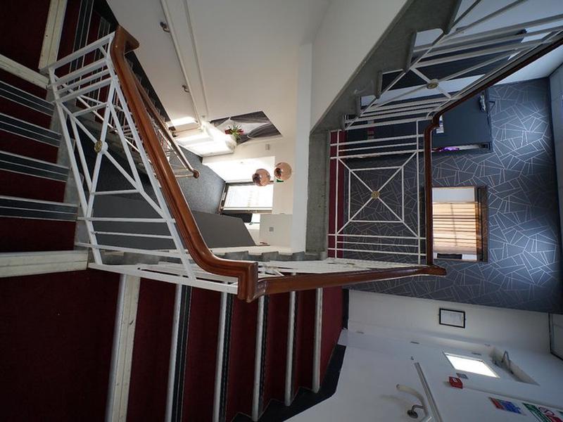 D073E9018F4C68FA75ED0606F6EF33CB