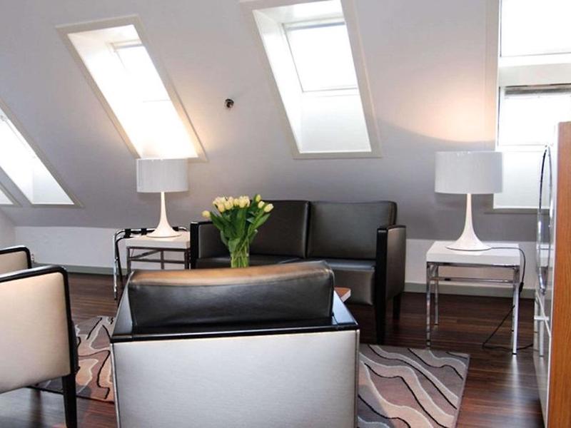 4FDEBCB9DDC922C21F9DCCCF3640A394