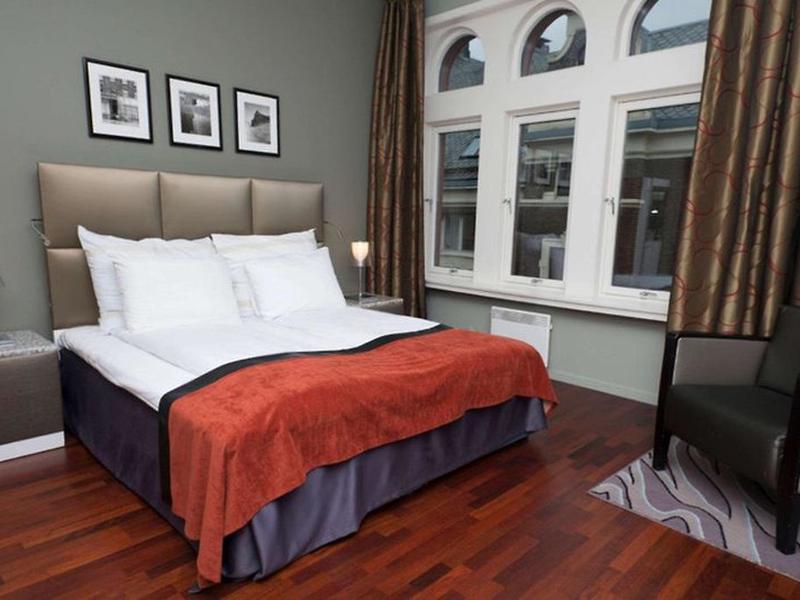 66AC5312CEF816DB8AF85361B0EDAF82