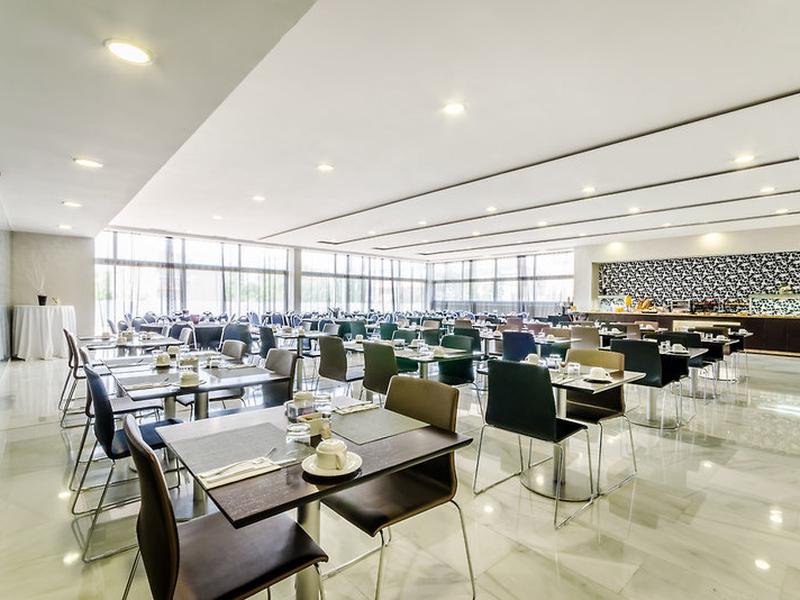 FD805497E5B4F204BC0731FE03361BDC