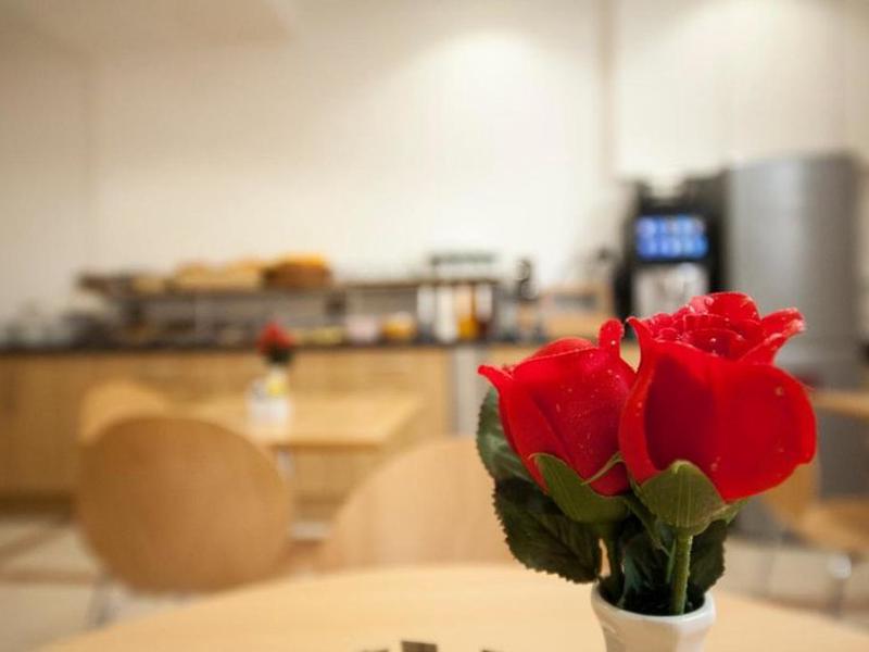 F252A1E80B35F65051C2DD3B870F1B98